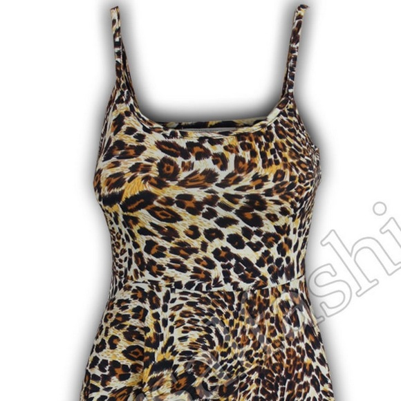 Brave Soul Dresses & Skirts - Brave Soul slinky fit & flare leopard print dress